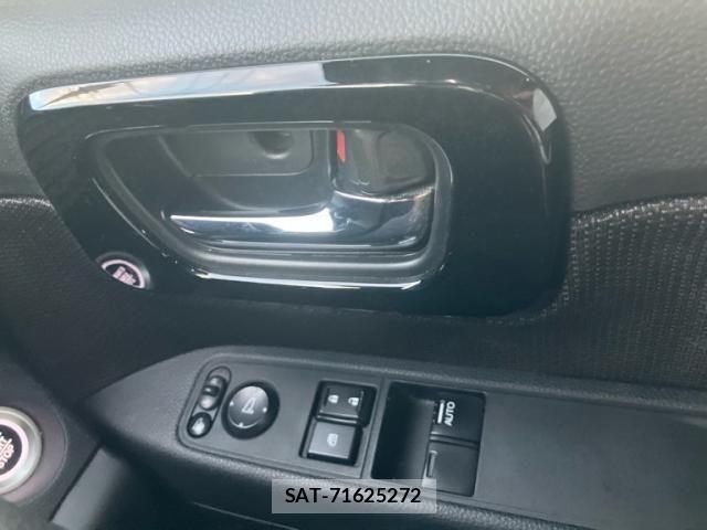 Honda N-VAN 2022-07 8316211-12