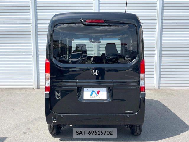 Honda N-VAN 2019-02 8337280-15