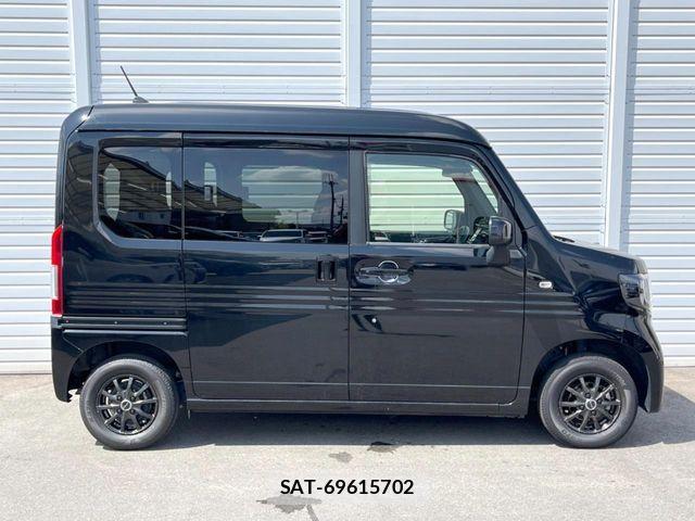 Honda N-VAN 2019-02 8337280-16