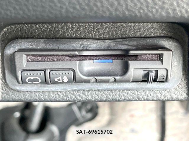 Honda N-VAN 2019-02 8337280-6