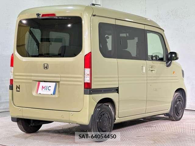 Honda N-VAN 2022-08 8355285-4