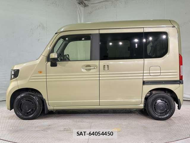Honda N-VAN 2022-08 8355285-7