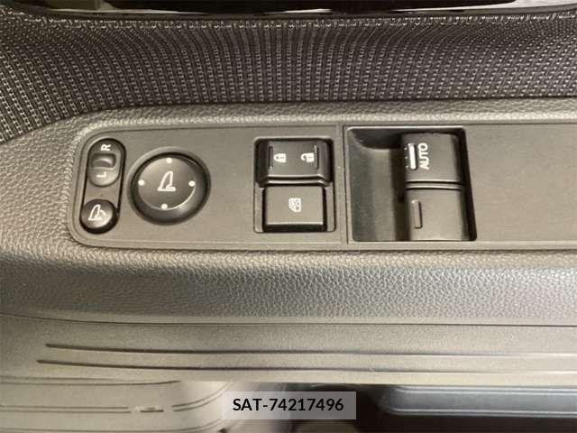 Honda N-VAN 2022-03 8367942-11
