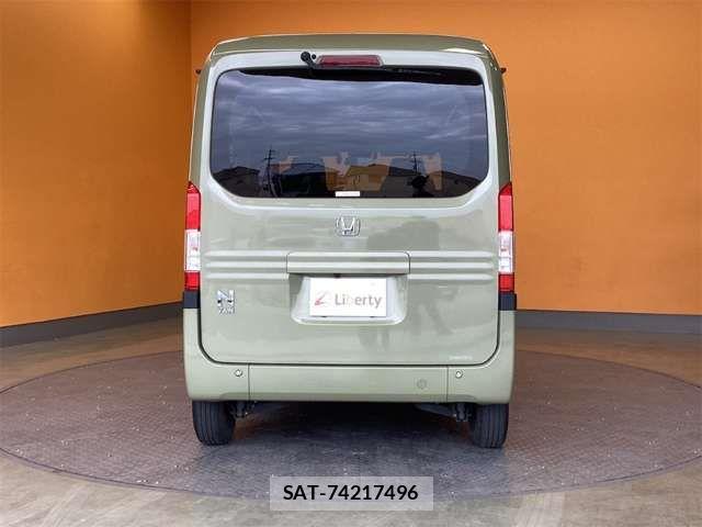 Honda N-VAN 2022-03 8367942-7