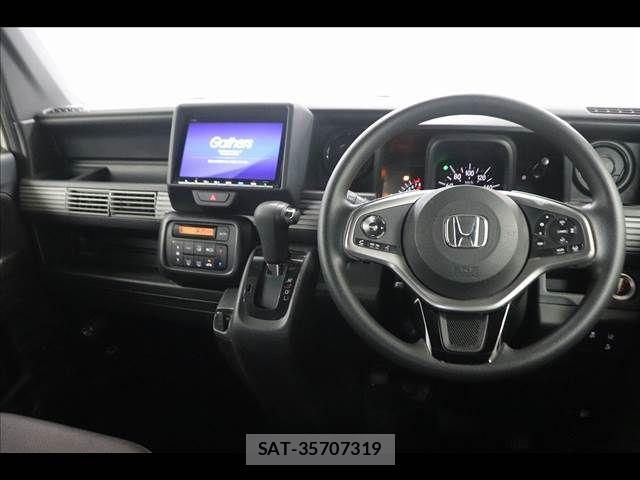 Honda N-VAN 2019-02 8367944-1