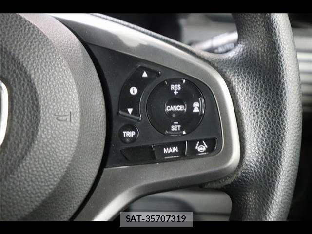 Honda N-VAN 2019-02 8367944-3