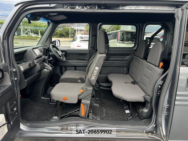 Honda N-VAN 2019-09 8367947-17