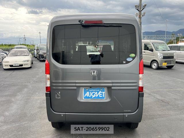 Honda N-VAN 2019-09 8367947-4
