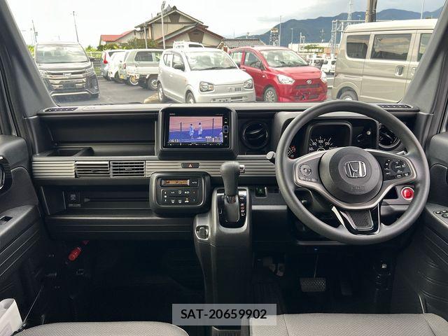 Honda N-VAN 2019-09 8367947-6