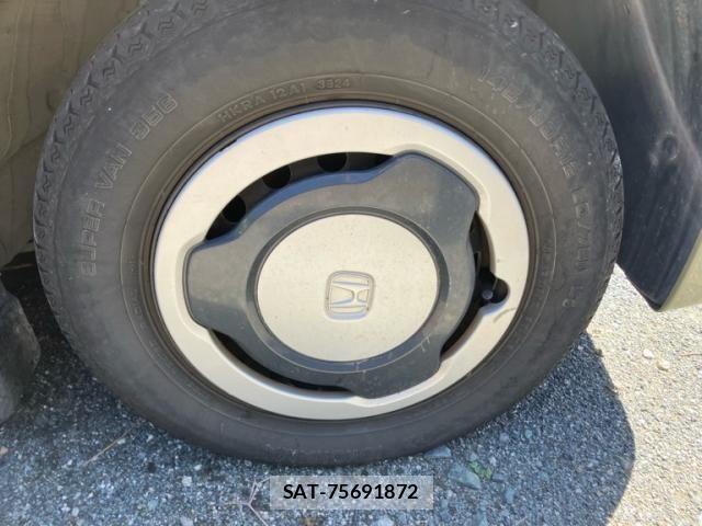 Honda N-VAN 2018-11 8367946-3