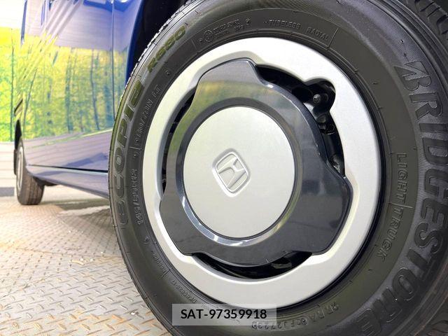 Honda N-VAN 2023-11 8367940-11