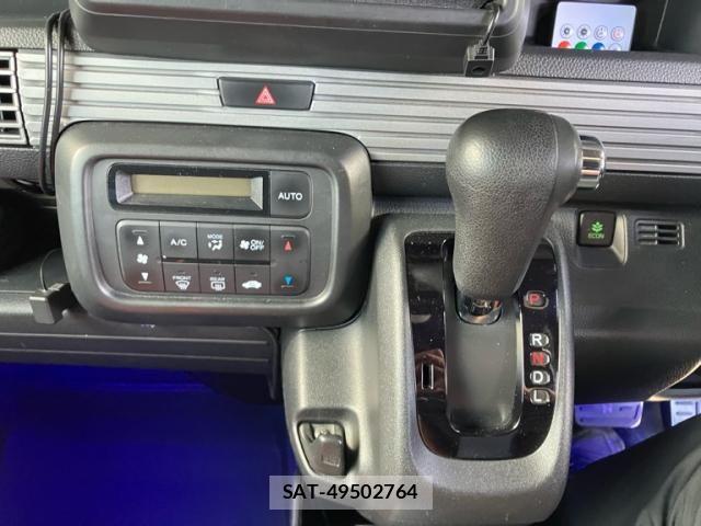 Honda N-VAN 2019-01 8485888-19