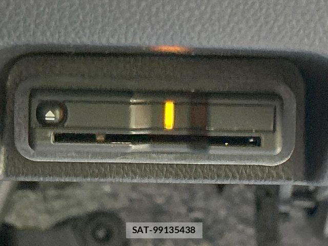 Honda N-VAN 2022-02 8526431-5