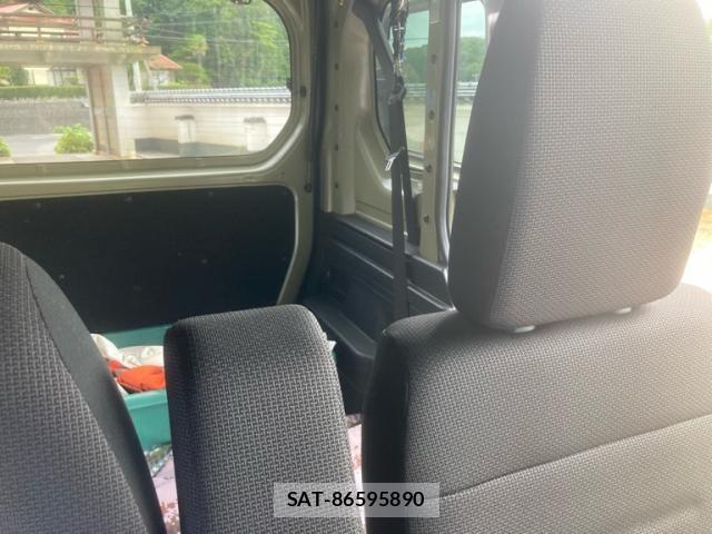 Honda N-VAN 2018-11 8563083-22