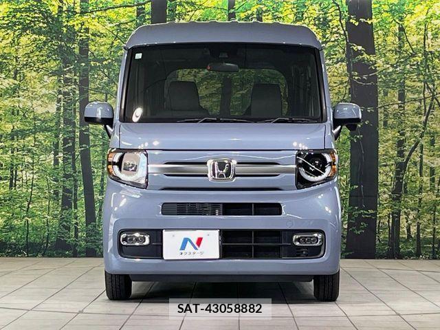 Honda N-VAN 2022-11 8628240-13
