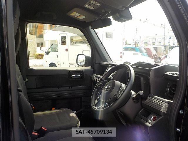 Honda N-VAN 2022-12 8628241-7