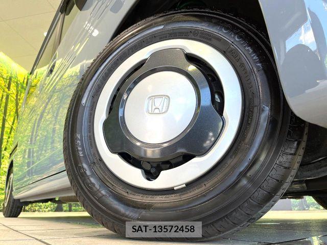Honda N-VAN 2023-04 8628239-12