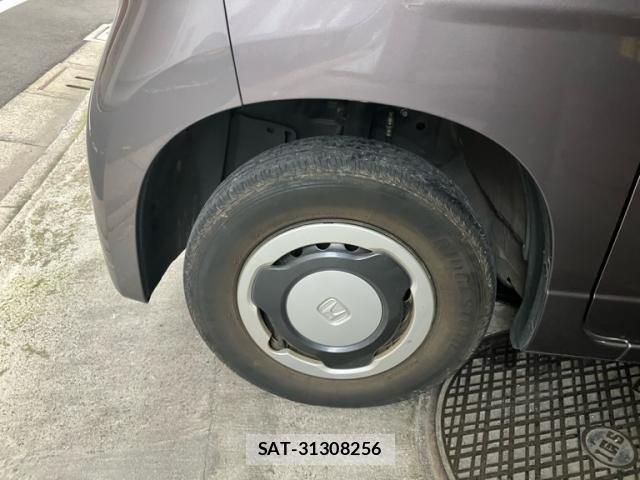 Honda N-VAN 2023-06 8660854-11