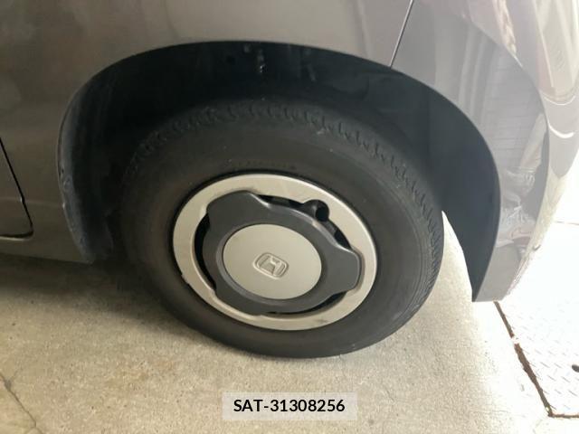 Honda N-VAN 2023-06 8660854-12
