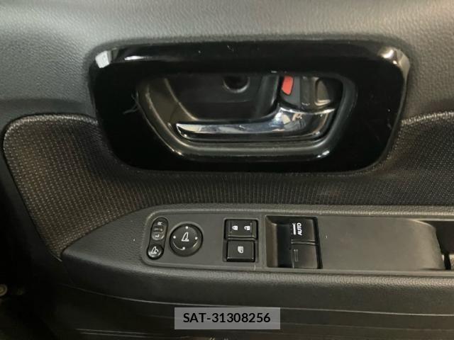 Honda N-VAN 2023-06 8660854-14