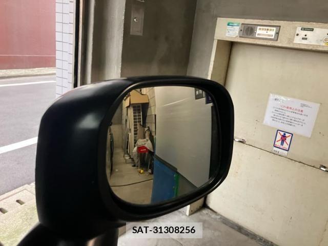 Honda N-VAN 2023-06 8660854-25