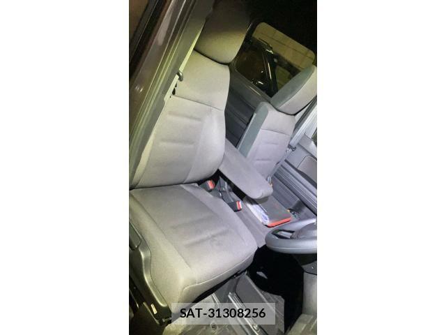 Honda N-VAN 2023-06 8660854-27