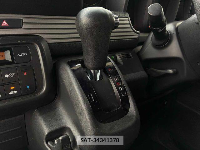 Honda N-VAN 2018-07 8686232-10