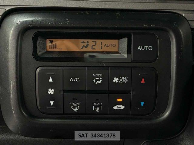 Honda N-VAN 2018-07 8686232-11