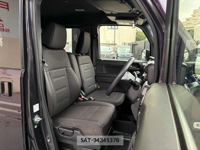 Honda N-VAN 2018-07 8686232-15