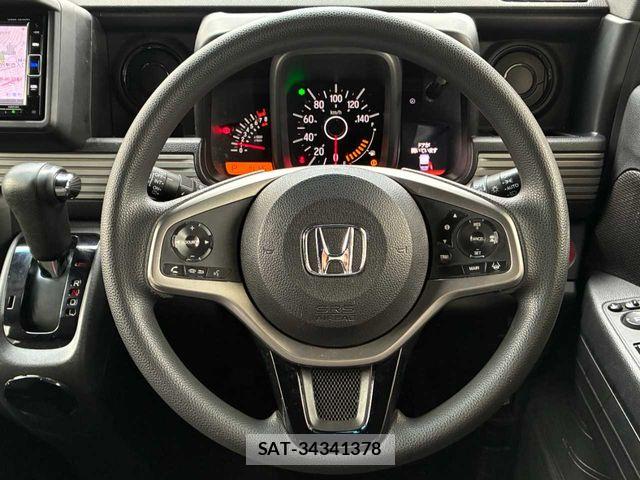 Honda N-VAN 2018-07 8686232-2