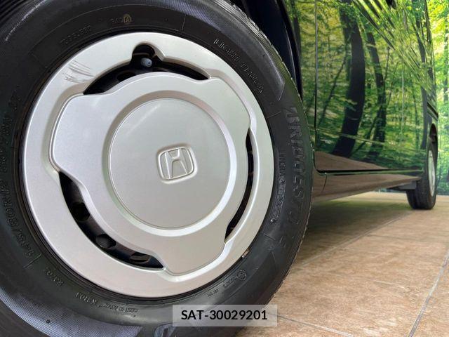 Honda N-VAN 2018-07 8797032-12