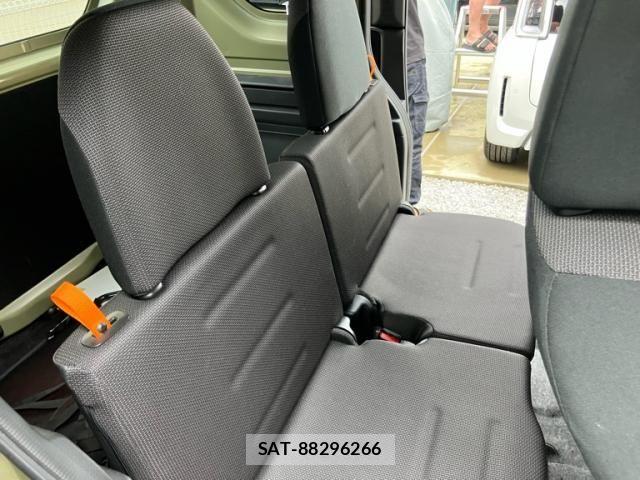 Honda N-VAN 2023-04 8830939-10