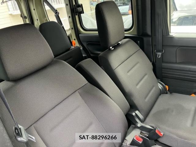Honda N-VAN 2023-04 8830939-13