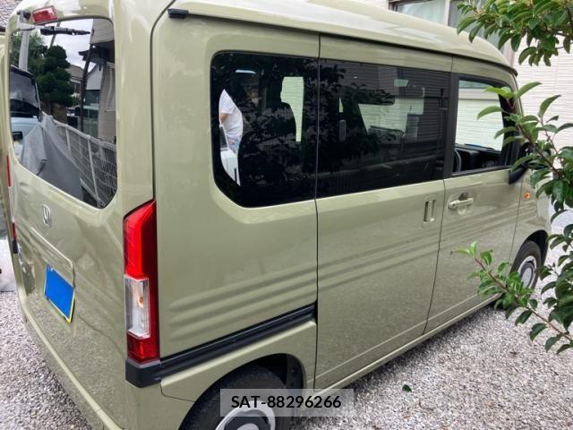 Honda N-VAN 2023-04 8830939-4