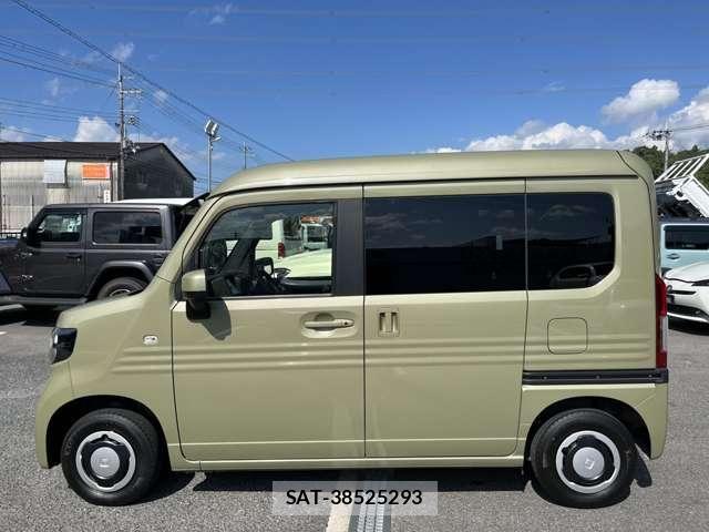 Honda N-VAN 2019-07 8830940-3