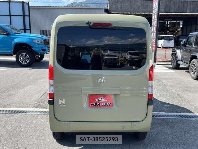 Honda N-VAN 2019-07 8830940-5