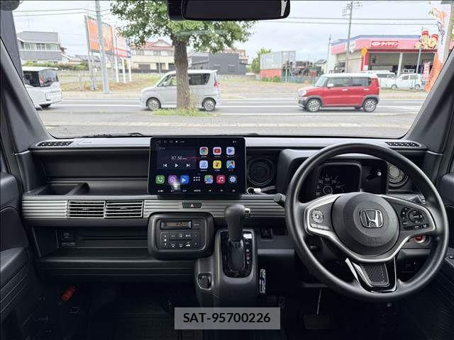 Honda N-VAN 2024-02 8830937-1