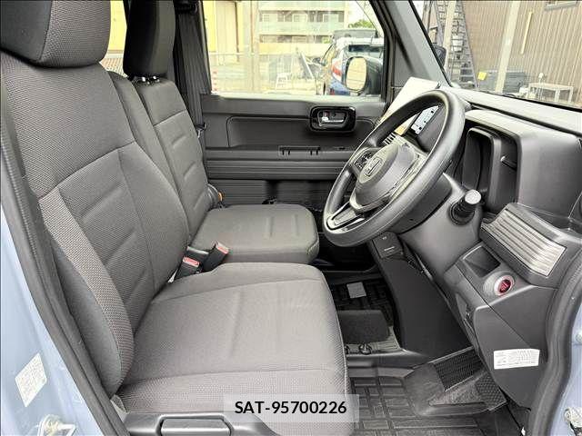 Honda N-VAN 2024-02 8830937-8