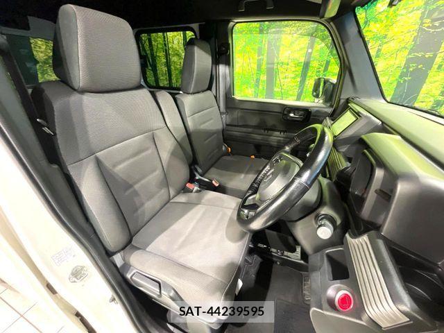 Honda N-VAN 2019-01 8871774-7
