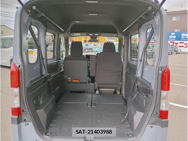 Honda N-VAN 2023-09 8881405-14