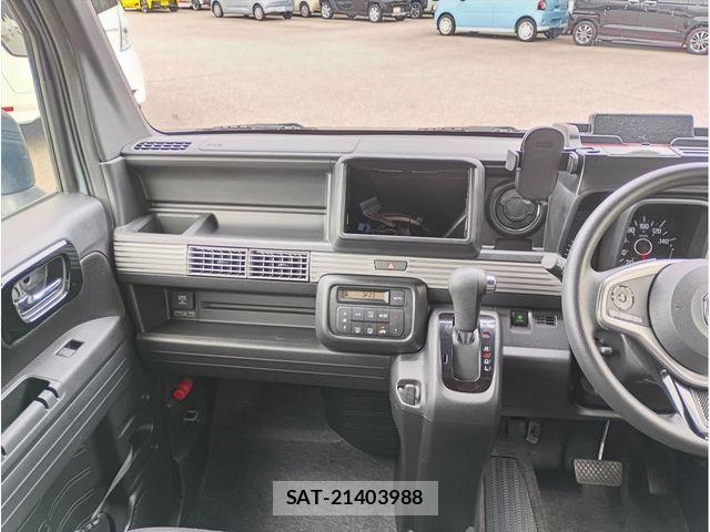 Honda N-VAN 2023-09 8881405-17