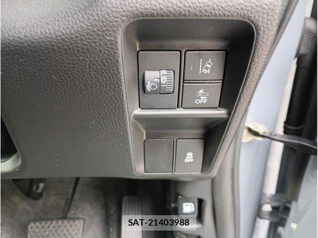 Honda N-VAN 2023-09 8881405-26