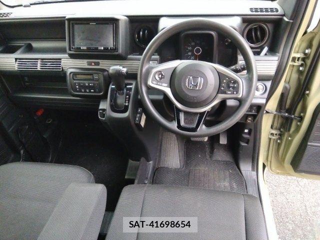 Honda N-VAN 2019-06 8881403-1