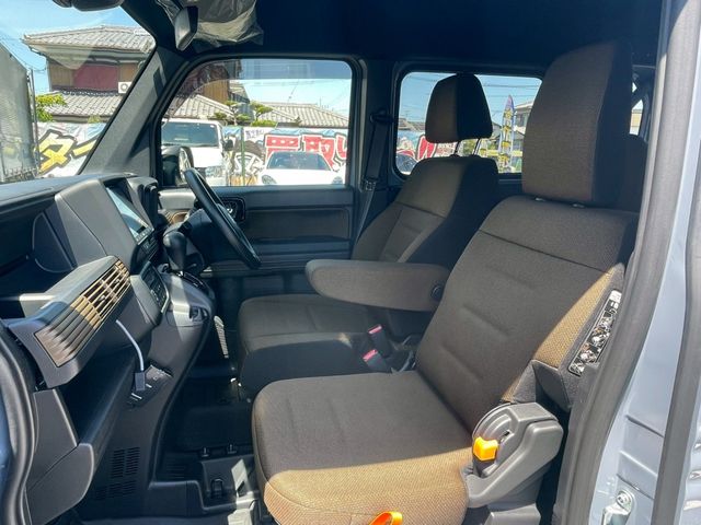 Honda N-VAN 2024-06 1093269-19