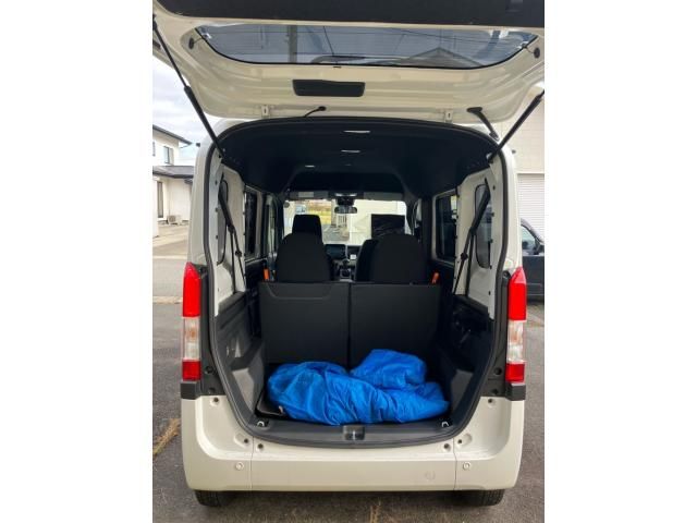 Honda N-VAN 2022-02 1464845-11