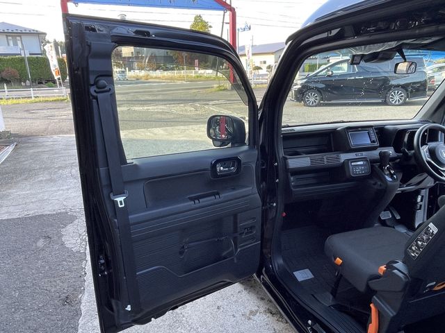 Honda N-VAN 2020-02 1464844-9