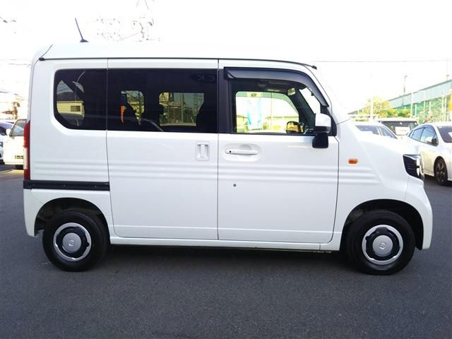 Honda N-VAN 2022-01 3833962-2