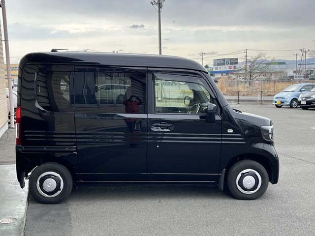 Honda N-VAN 2020-08 4394105-21