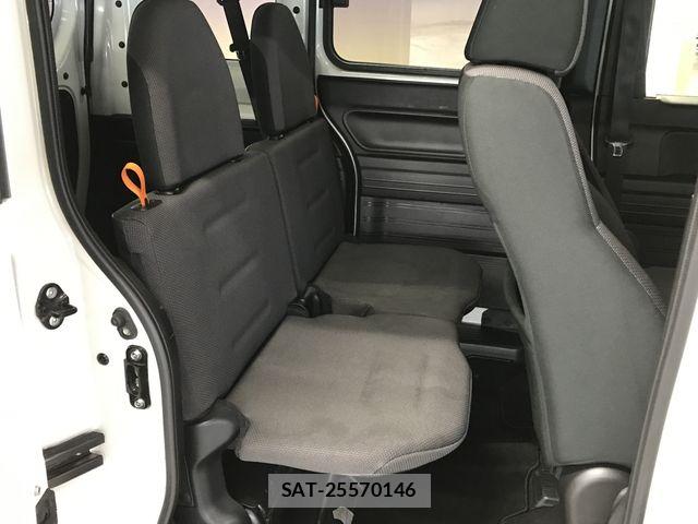 Honda N-VAN 2019-05 5874836-11