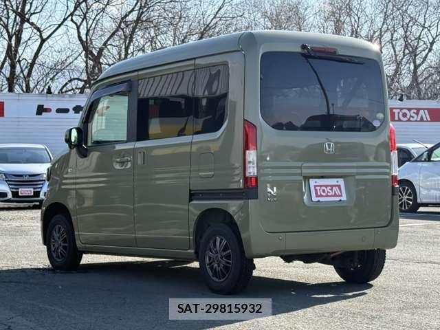 Honda N-VAN 2019-08 6015454-24